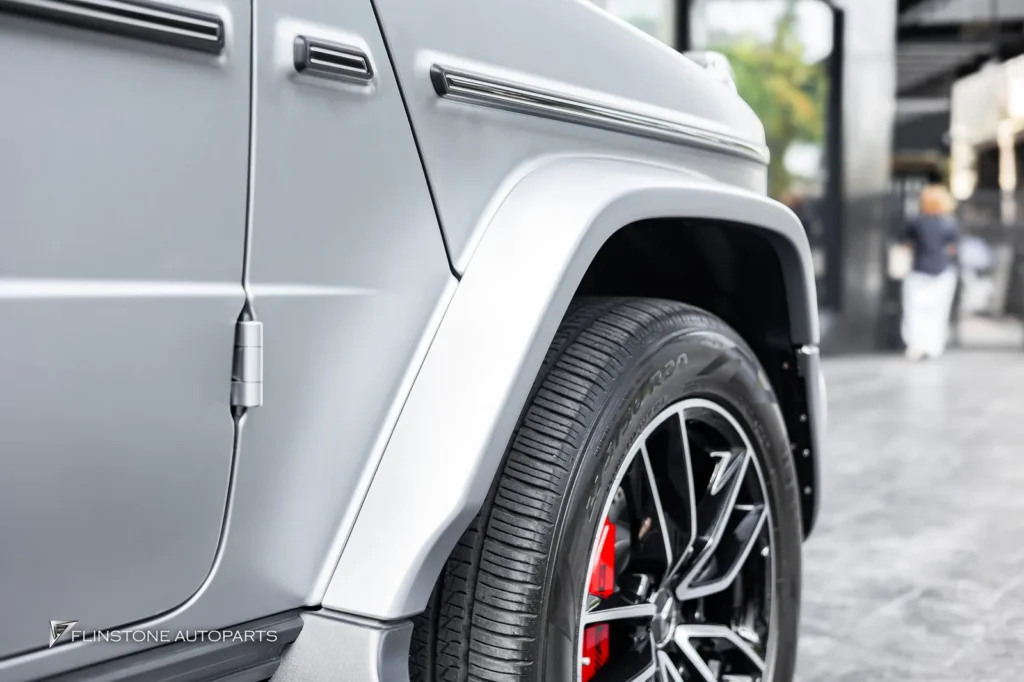 Mercedes-Benz W464 G-Class G63 AMG Facelift Body Kit + Genuine G63 AMG Body Kit