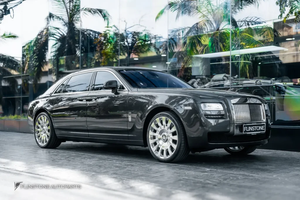ล้อ USUS Forged Wheel ติดตั้งใน Rolls Royce Ghost มาพร้อมดุมกลาง