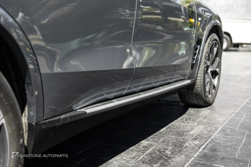 อีกคันสำหรับ BMW X5 G05 บันไดข้างที่ช่วยให้การขึ้นลงสะดวกสบายมาก