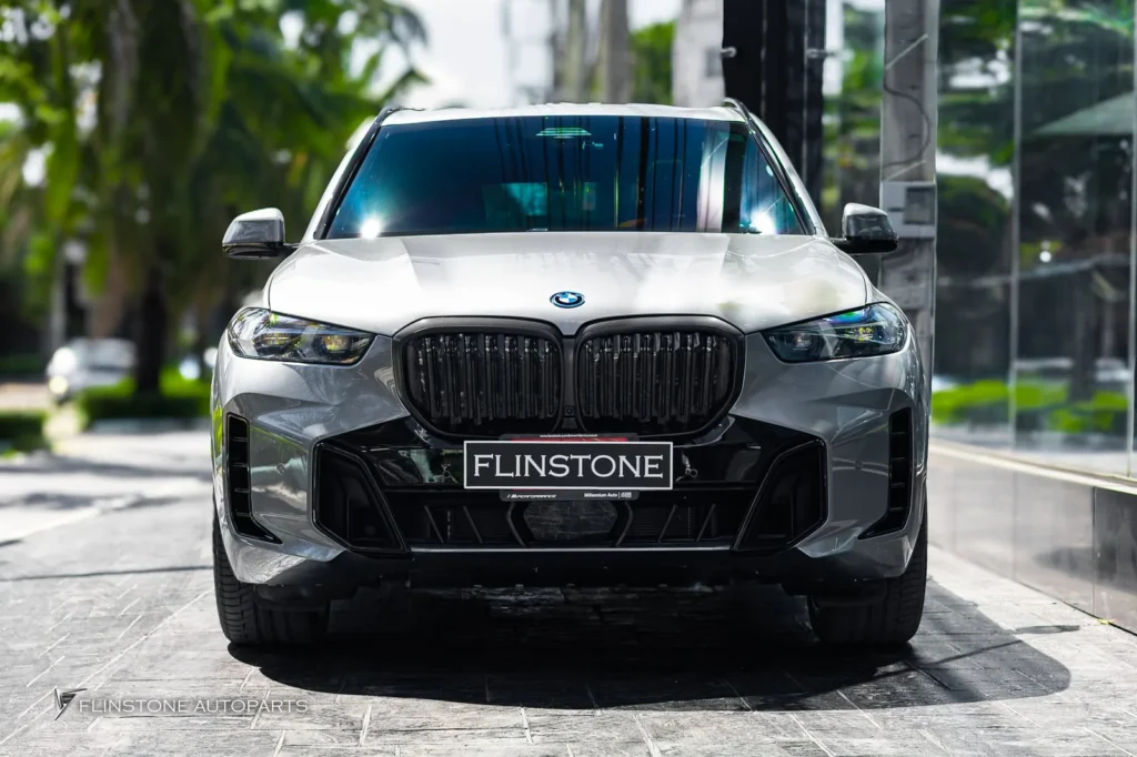 อีกคันสำหรับ BMW X5 G05 บันไดข้างที่ช่วยให้การขึ้นลงสะดวกสบายมาก