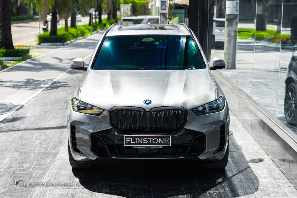 อีกคันสำหรับ BMW X5 G05 บันไดข้างที่ช่วยให้การขึ้นลงสะดวกสบายมาก
