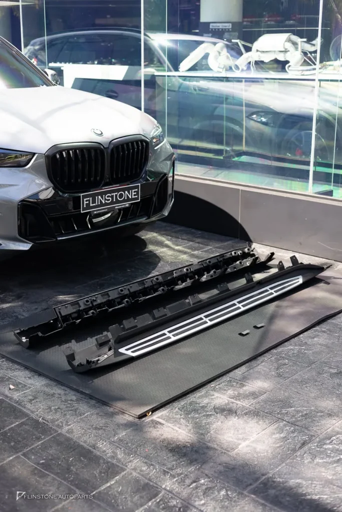 อีกคันสำหรับ BMW X5 G05 บันไดข้างที่ช่วยให้การขึ้นลงสะดวกสบายมาก