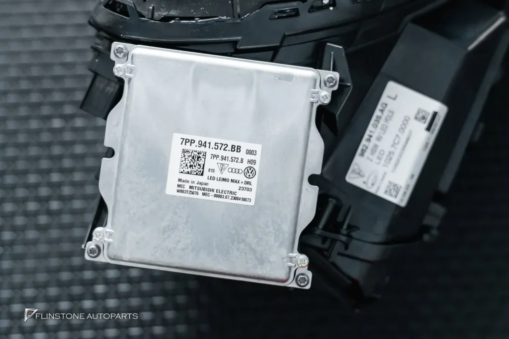 ไฟหน้าแท้ PDLS สำหรับ PORSCHE 718 Spyder พาร์แท้จากเยอรมัน