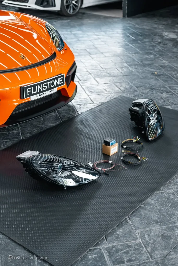 ไฟหน้าแท้ PDLS สำหรับ PORSCHE 718 Spyder พาร์แท้จากเยอรมัน