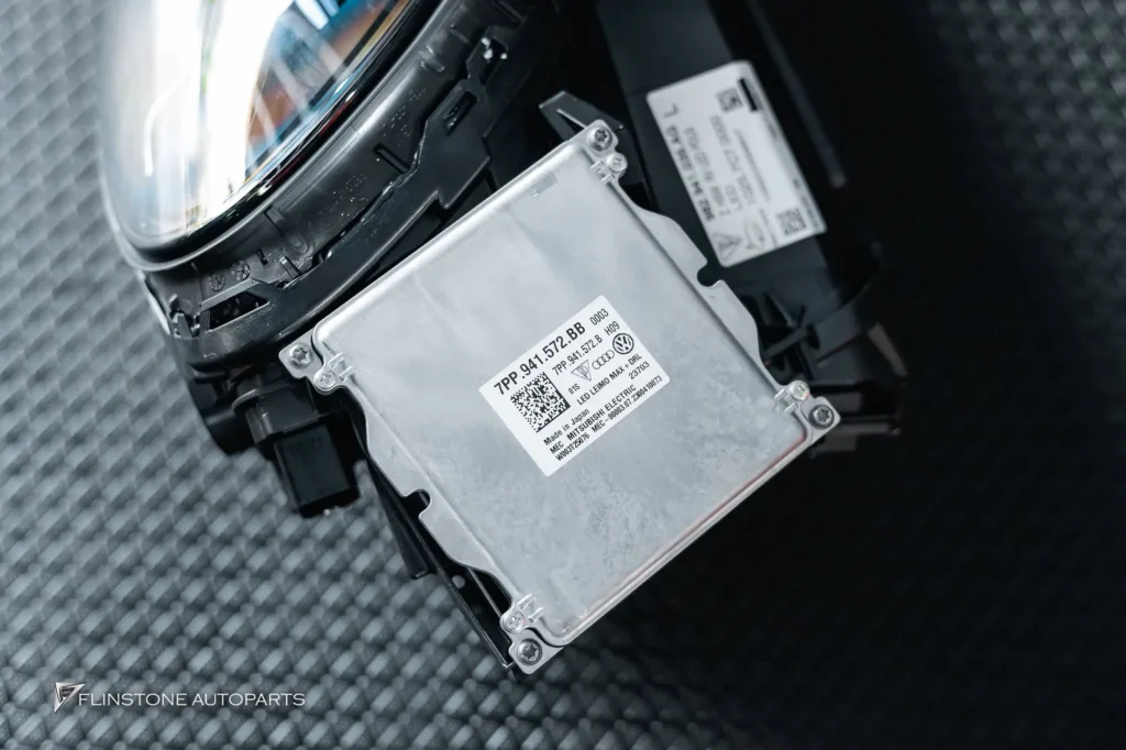 ไฟหน้าแท้ PDLS สำหรับ PORSCHE 718 Spyder พาร์แท้จากเยอรมัน