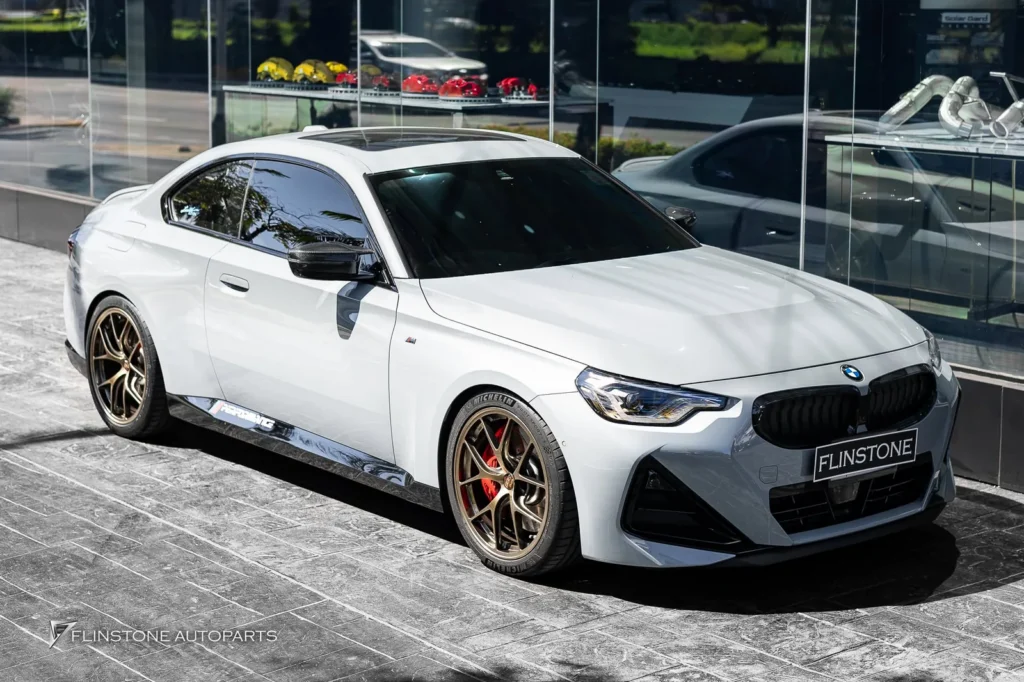 กระจกมองข้างคาร์บอนจาก USUS Autoclave BMW G42 Series 2 เลื่อนชมร