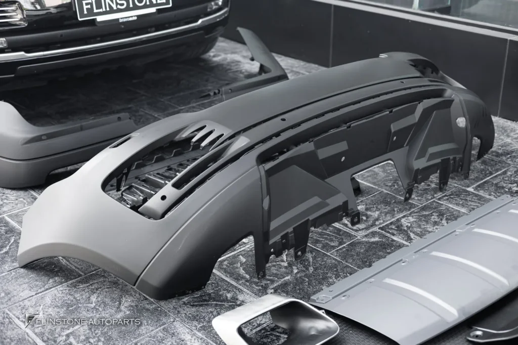 RANGE ROVER VOGUE ปี 2016 เตรียมติดตั้งชุดเปลี่ยนโฉมเป็น Facelif