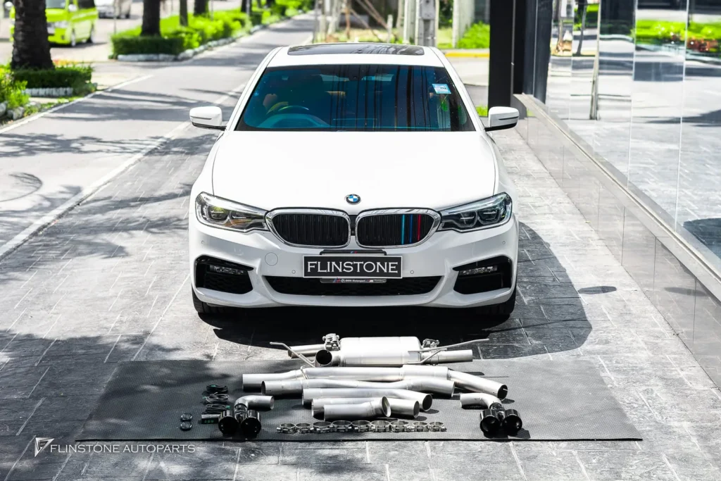 BMW G30 Series 5 เตรียมติดตั้งชุดท่อจาก USUS Exhaust ในชุดมาพร้อ