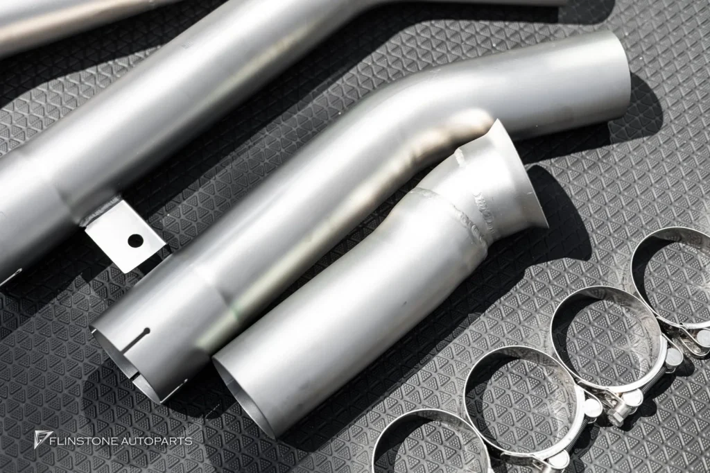 BMW G30 Series 5 เตรียมติดตั้งชุดท่อจาก USUS Exhaust ในชุดมาพร้อ