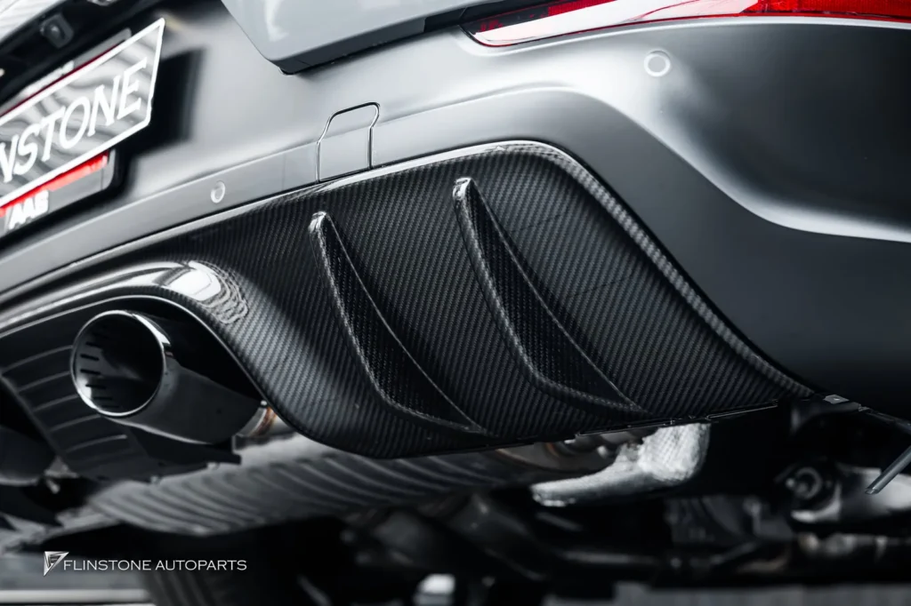 PORSCHE Cayenne E3 Full Body Kit TURBO GT + Side Mirrors USUS Autoclave
