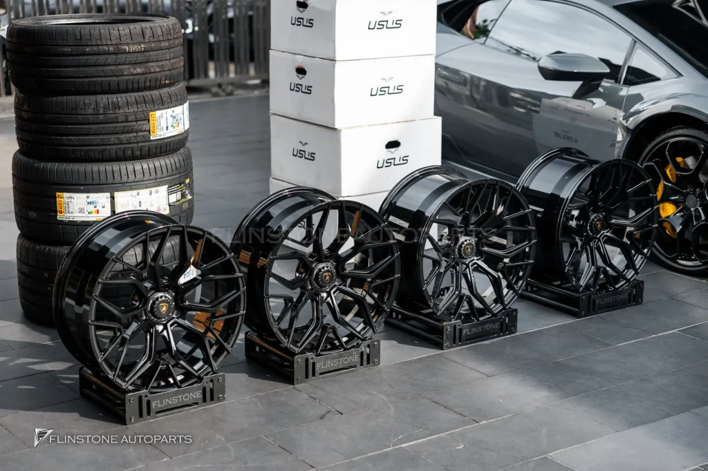 LAMBORGHINI Huracan LP610-4选择安装套轮圈USUS Forged Desig