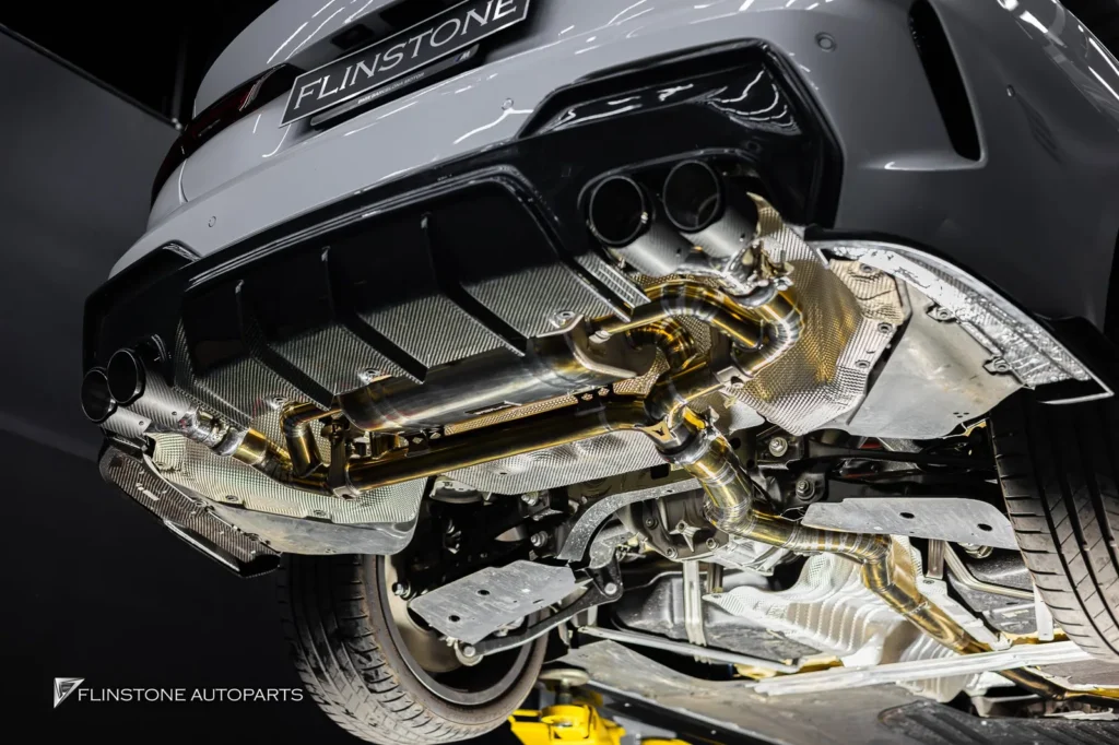 BMW G22 ติดตั้งชุดท่อ USUS Titanium Exhaust เลือกเป็นสีทอง มาพร้