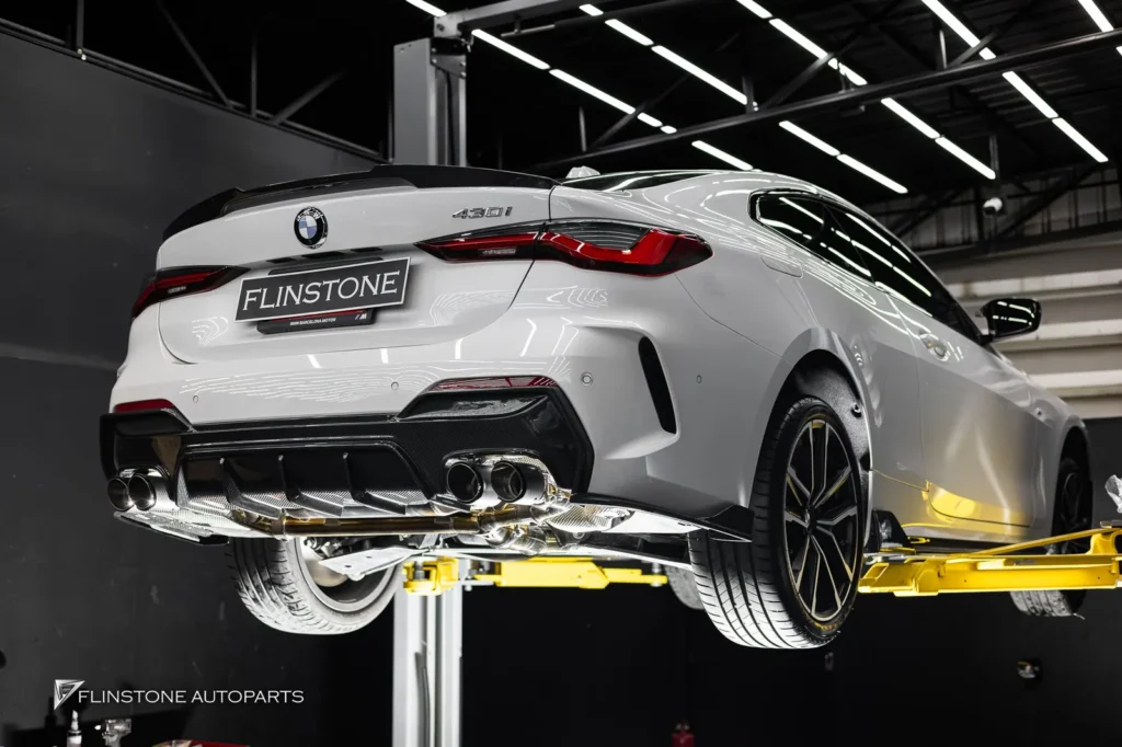 BMW G22 ติดตั้งชุดท่อ USUS Titanium Exhaust เลือกเป็นสีทอง มาพร้