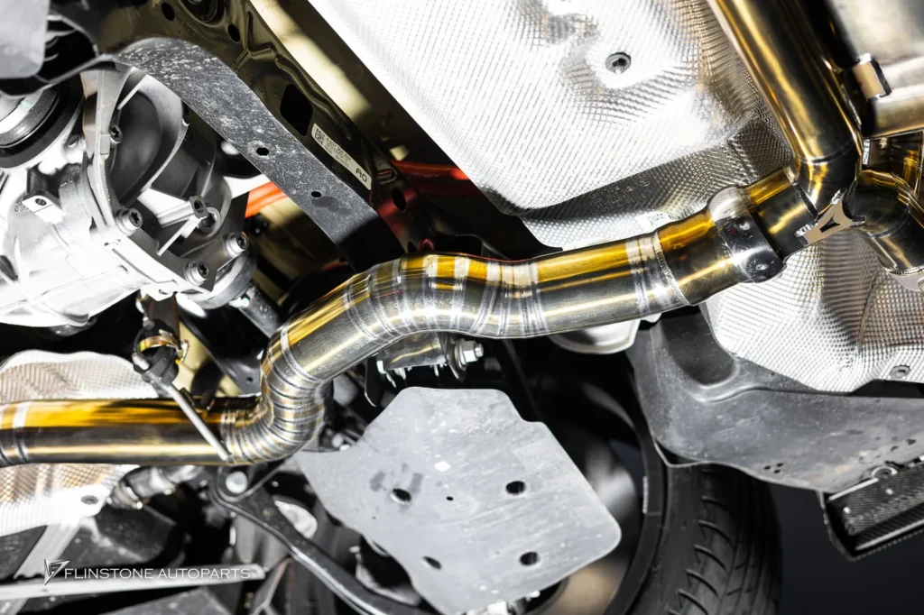 BMW G22 ติดตั้งชุดท่อ USUS Titanium Exhaust เลือกเป็นสีทอง มาพร้