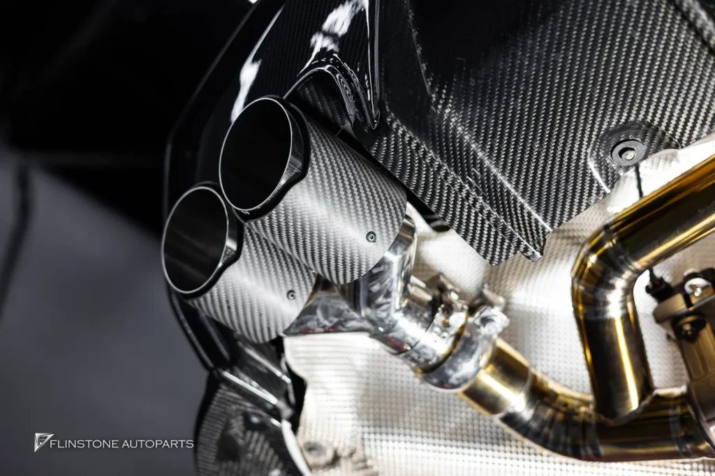 BMW G22 ติดตั้งชุดท่อ USUS Titanium Exhaust เลือกเป็นสีทอง มาพร้