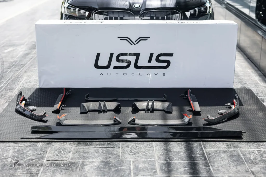 BMW i5 G60 USUS Autoclave Carbon Front Lip + USUS Autoclave Carbon Side Ski