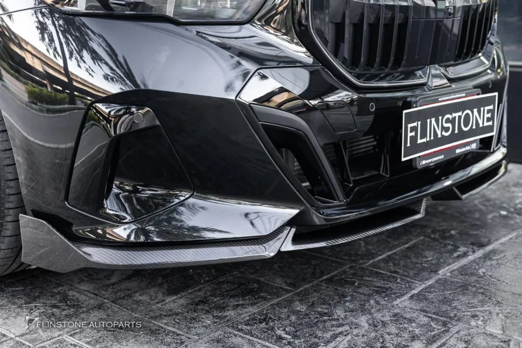 BMW i5 G60 USUS Autoclave Carbon Front Lip + USUS Autoclave Carbon Side Ski