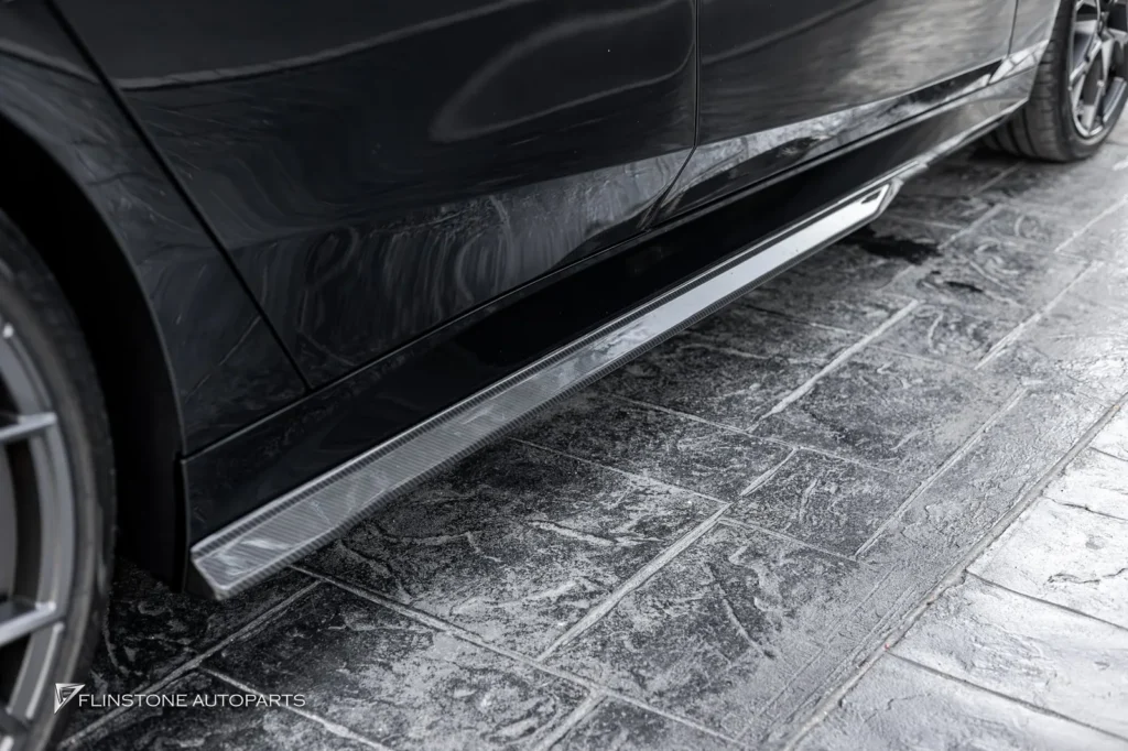 BMW i5 G60 USUS Autoclave Carbon Front Lip + USUS Autoclave Carbon Side Ski