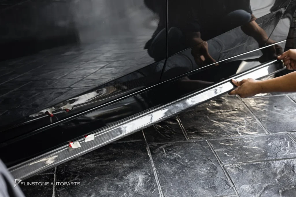 BMW i5 G60 USUS Autoclave Carbon Front Lip + USUS Autoclave Carbon Side Ski