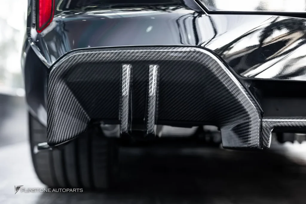BMW i5 G60 USUS Autoclave Carbon Front Lip + USUS Autoclave Carbon Side Ski
