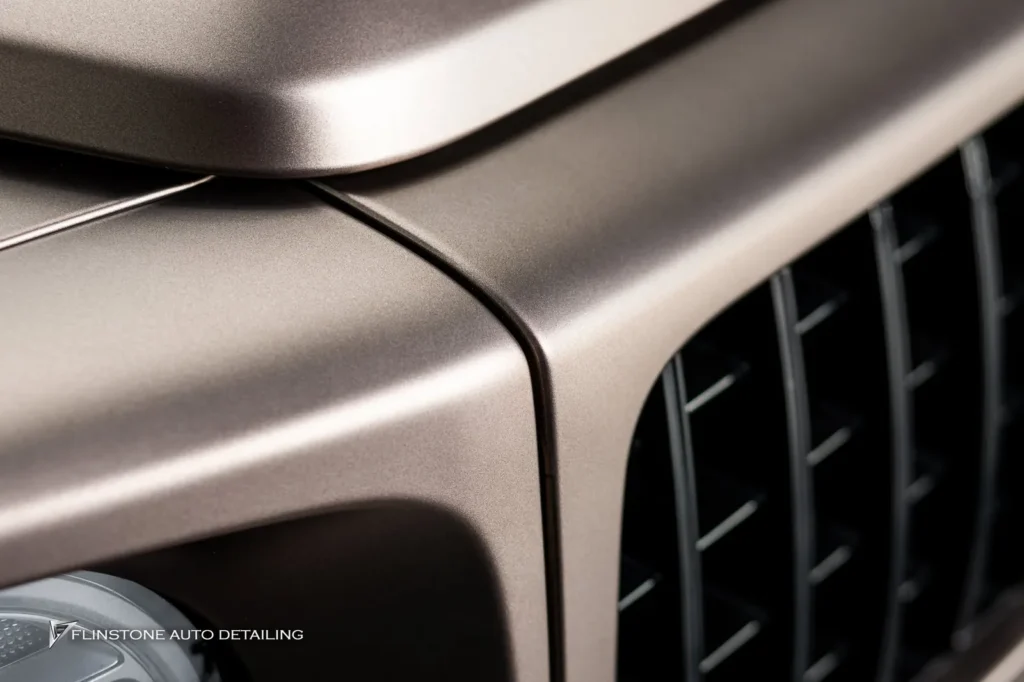 Mercedes-Benz W464 G-Class เปลี่ยนสีภายนอก G-Class ด้วยสี Heavy Metal Brown Ash มาเปลี่ยนสี