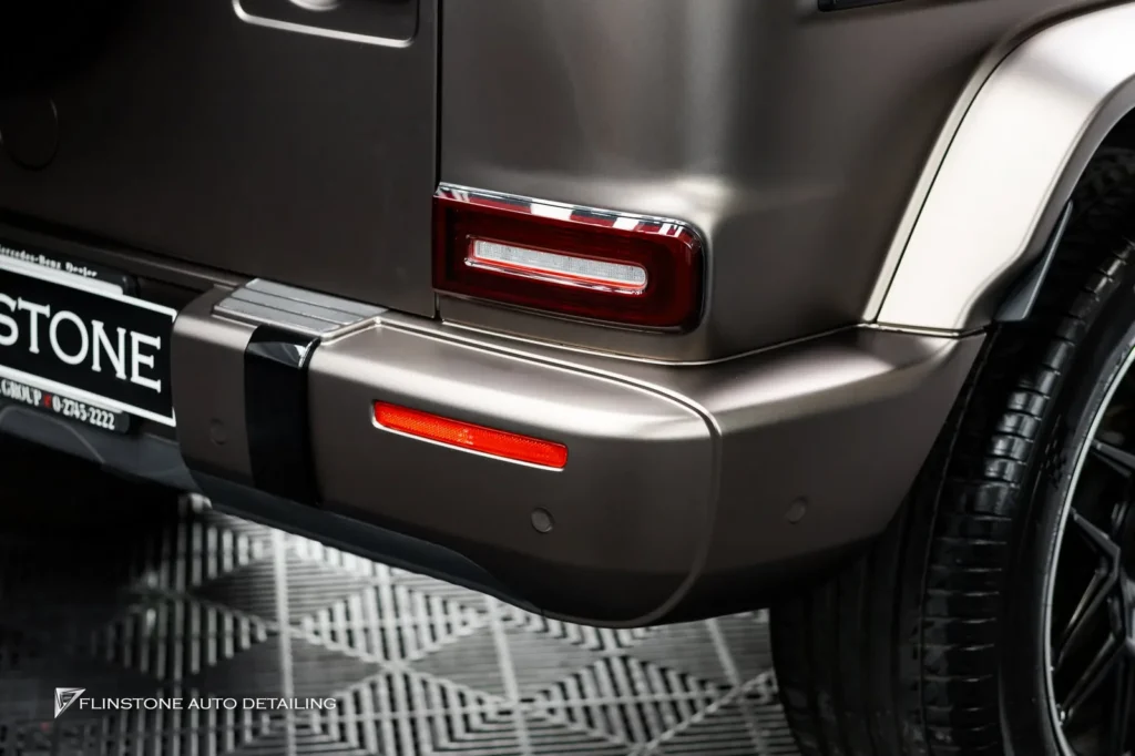 Mercedes-Benz W464 G-Class เปลี่ยนสีภายนอก G-Class ด้วยสี Heavy Metal Brown Ash มาเปลี่ยนสี