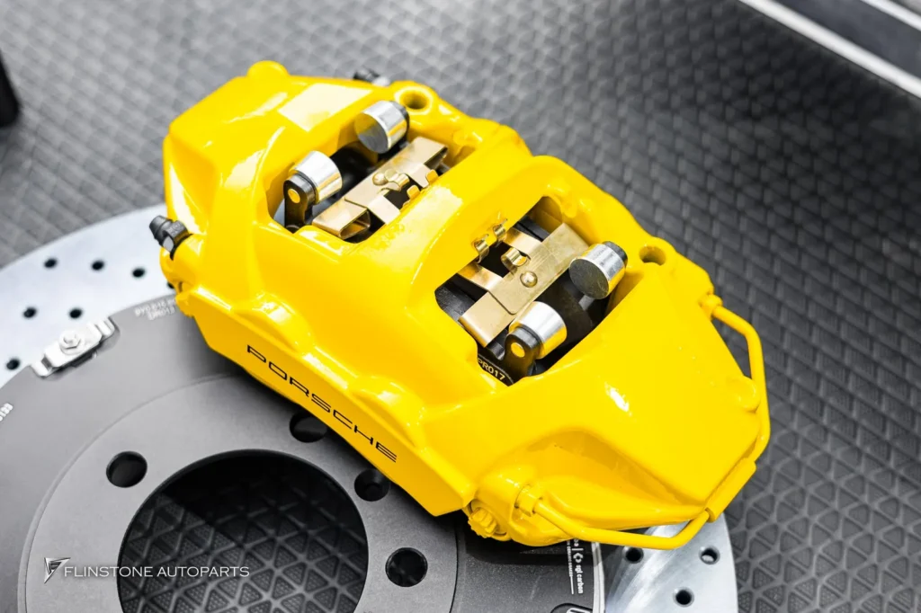 PORSCHE 718 Cayman选择安装刹车套件Custom GT3哑光前6活塞