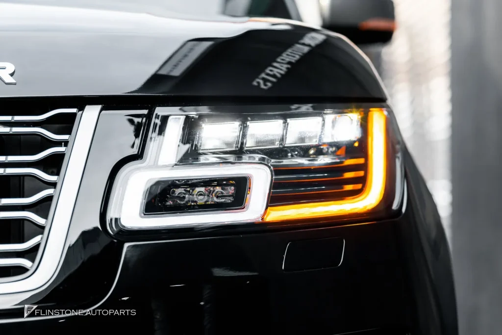 เปลี่ยนโฉม RANGE ROVER ปี 2016 เป็นรุ่น SV 2022 และเสริม Accesso