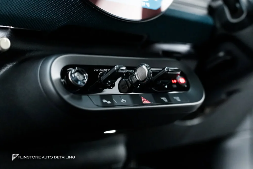 MINI Cooper NEW MINI ACEMAN S ติดฟิล์มใสกันรอยทั้งภายนอกและภายใน DRESDENPROT