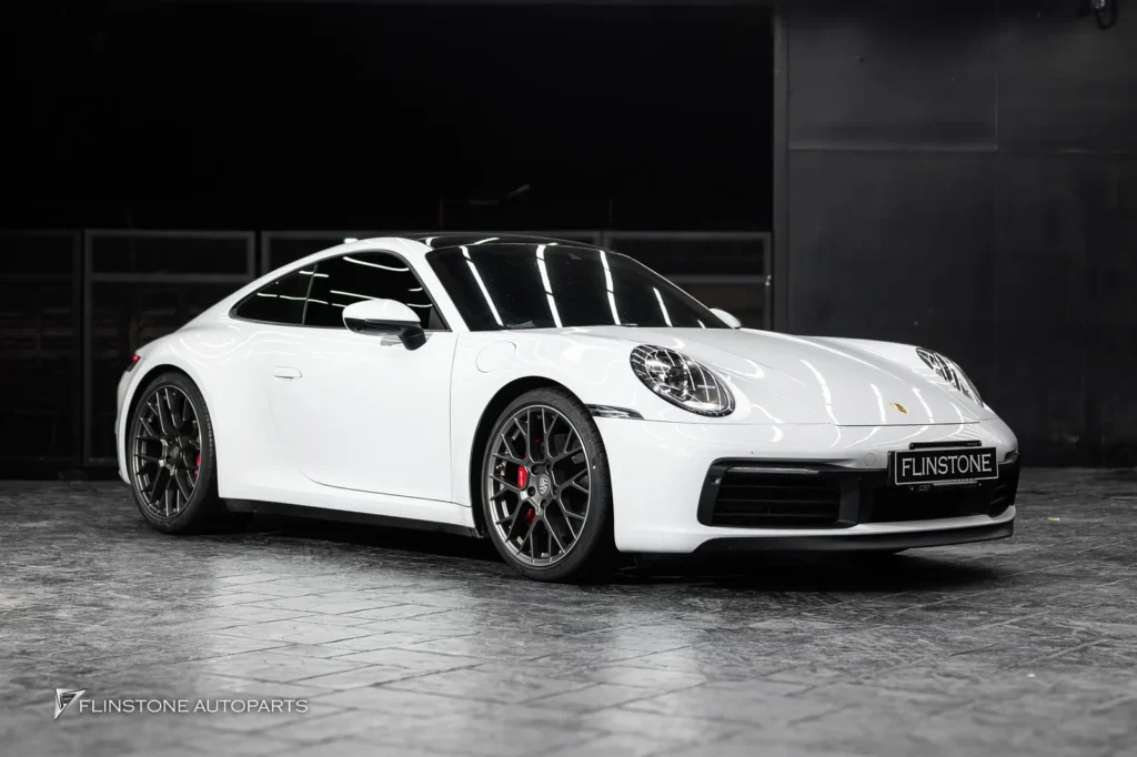 ชุดท่อ AKRAPOVIC สำหรับ PORSCHE 992 Carrera มีของพร้อมติดตั้งนะ