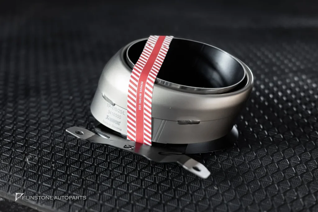ชุดท่อ AKRAPOVIC สำหรับ PORSCHE 992 Carrera มีของพร้อมติดตั้งนะ