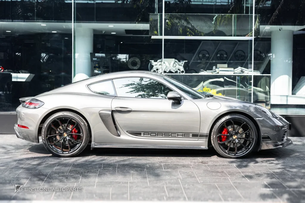 PORSCHE 718 Cayman – Boxster Painted PORSCHE Caliper