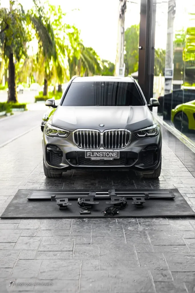 บันไดข้างอัตโนมัติสำหรับ BMW X5 G05 ใช้งานดีมากๆ