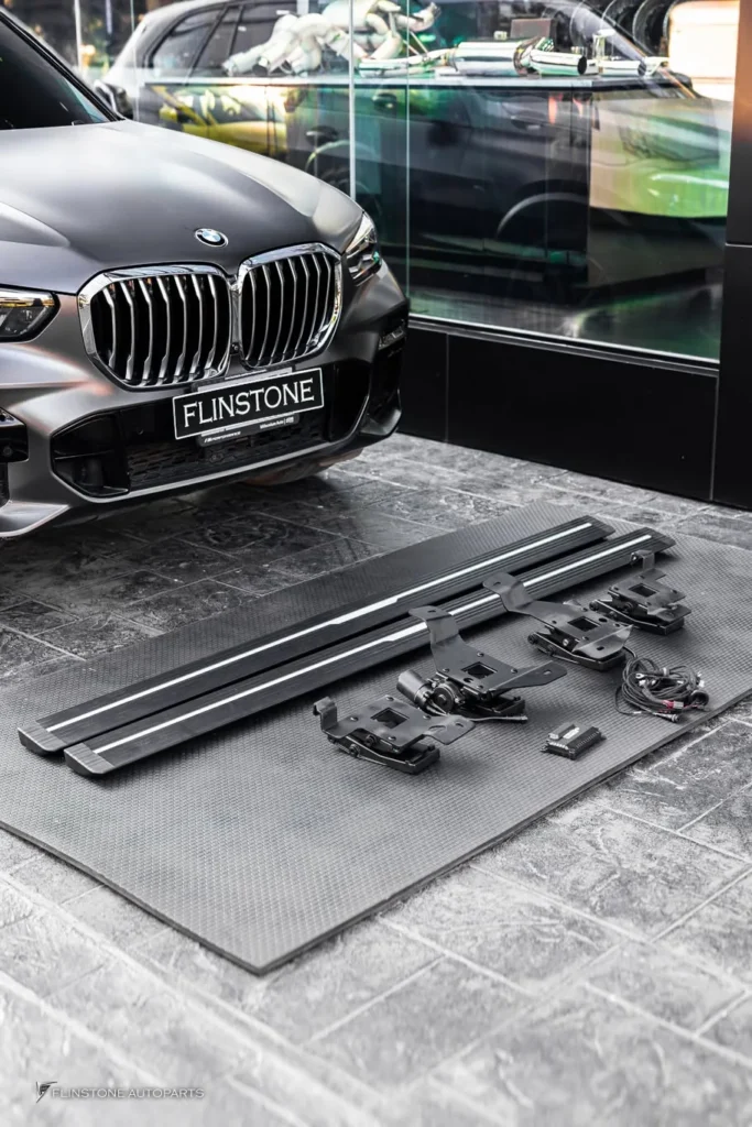 บันไดข้างอัตโนมัติสำหรับ BMW X5 G05 ใช้งานดีมากๆ