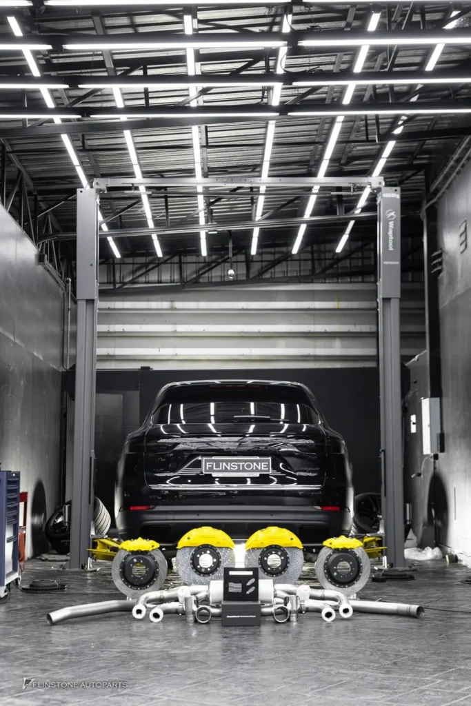 PORSCHE Cayenne 2025 IPE Exhaust System + Custom Braking System