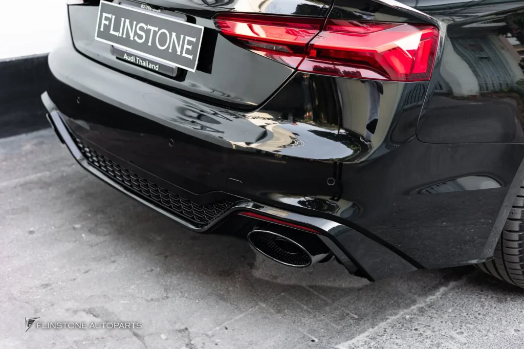 AUDI A5 ติดตั้งดิฟฟิวเซอร์พร้อมปลายท่อทรง RS5 แบบไม่เปลี่ยนกันชน