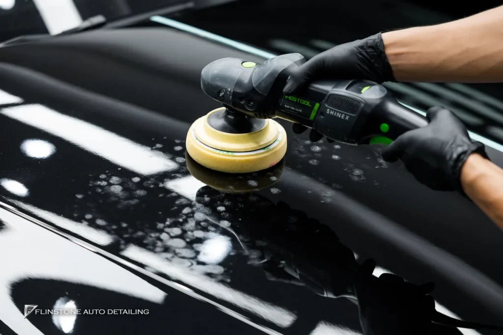 ฟื้นฟูสภาพพื้นผิวรถ W213 E-Class ให้กลับมาสวยใส เลื่อนชมรูปภาพได