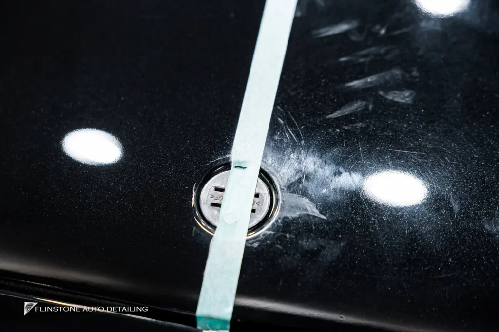 ฟื้นฟูสภาพพื้นผิวรถ W213 E-Class ให้กลับมาสวยใส เลื่อนชมรูปภาพได
