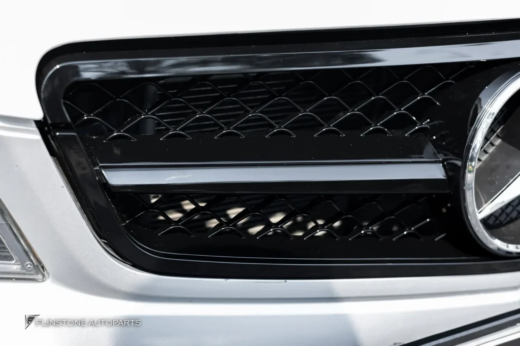 Mercedes-Benz W204-C204 C-Class C63 AMG Black Front Grille