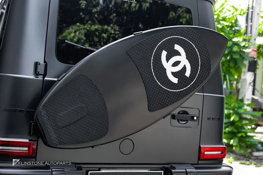 Mercedes-Benz W464 G-Class G63 Custom Bullbar + Surfboard