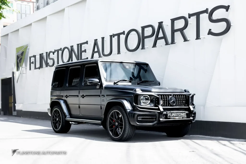 Mercedes-Benz W464 G-Class G63 Custom Bullbar + Surfboard