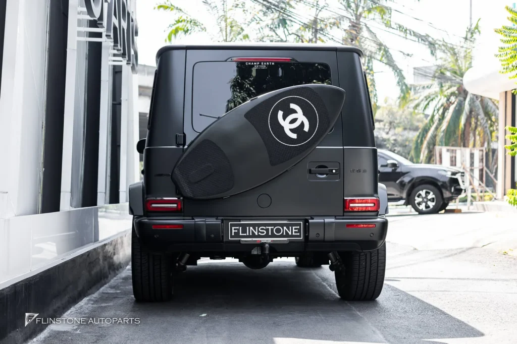 Mercedes-Benz W464 G-Class G63 Custom Bullbar + Surfboard