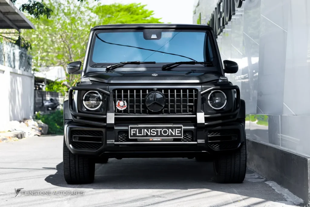 Mercedes-Benz W464 G-Class G63 Custom Bullbar + Surfboard
