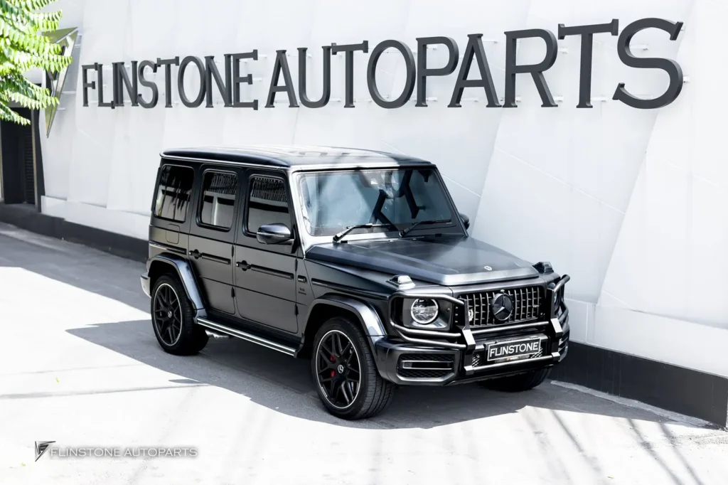 Mercedes-Benz W464 G-Class G63 Custom Bullbar + Surfboard
