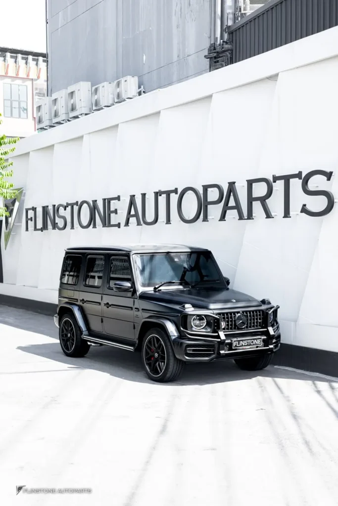 Mercedes-Benz W464 G-Class G63 Custom Bullbar + Surfboard