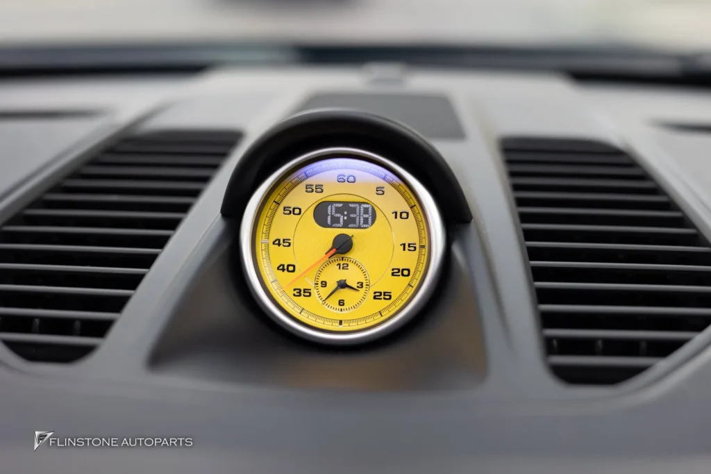 PORSCHE 991.1 – 991.2 STOPWATCH [Yellow]