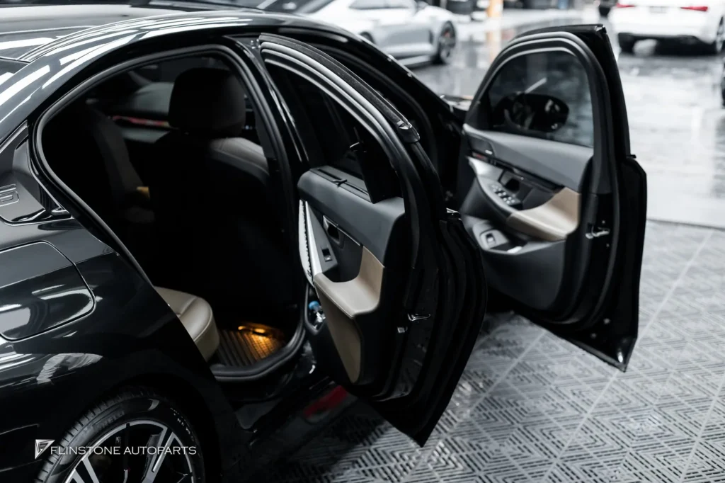 BMW i5 G60 SOFTCLOSE Function