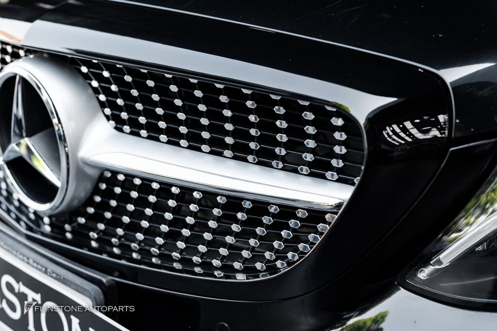 Mercedes-Benz W205 C205 C-Class 2024 Diamond Front Grille (2025-03-28)