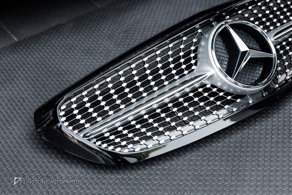 Mercedes-Benz W205 C205 C-Class 2024 Diamond Front Grille (2025-03-28)