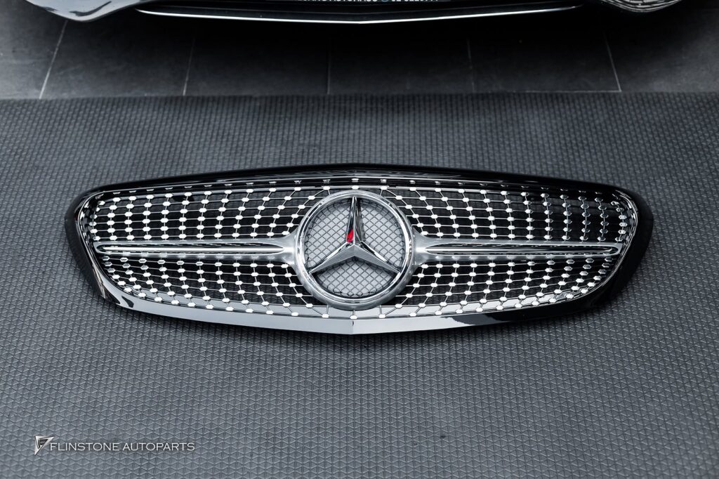 Mercedes-Benz W205 C205 C-Class 2024 Diamond Front Grille (2025-03-28)